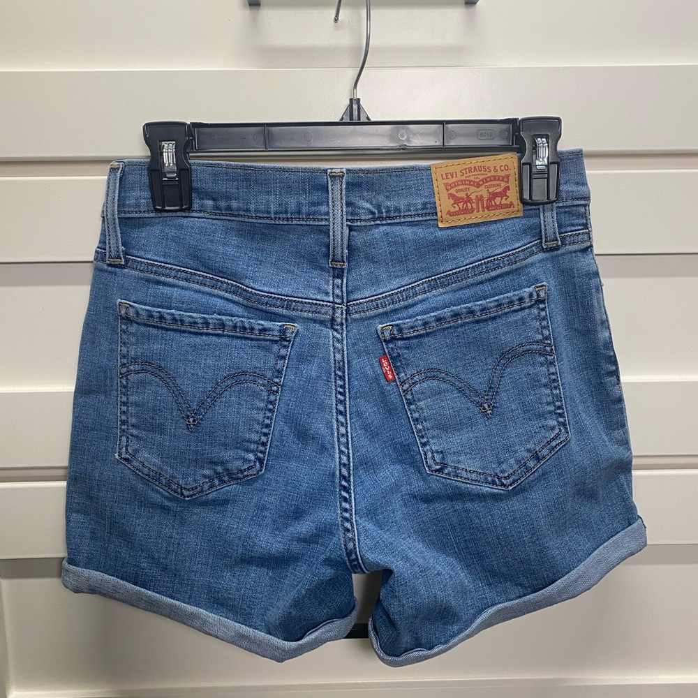 Levi’s Mid Length Shorts